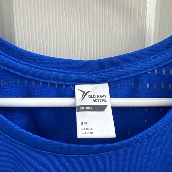 Old Navy Blue Fitted Cap Sleeve Tee - Picture 2 of 5